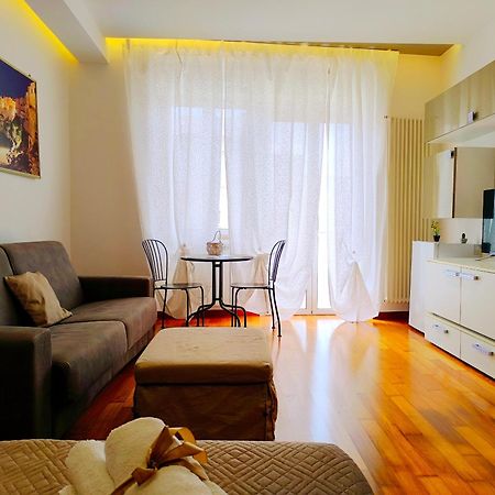 Le Dimore Di Magda Suite & Rooms โปลีญาโนอามาเร ภายนอก รูปภาพ